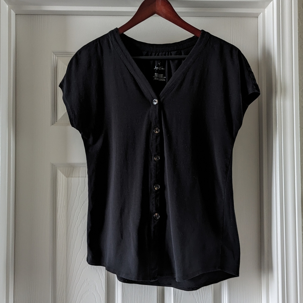 Elegantees Salma button down tie front top